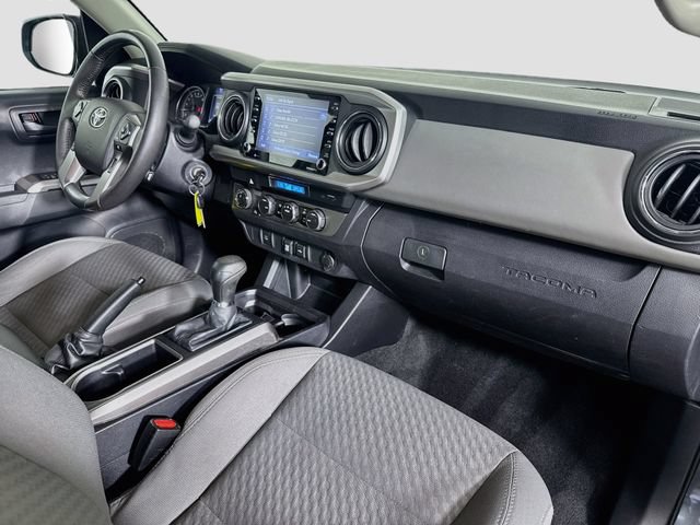 Used 2021 Toyota Tacoma SR5 AWD/4WD image 30