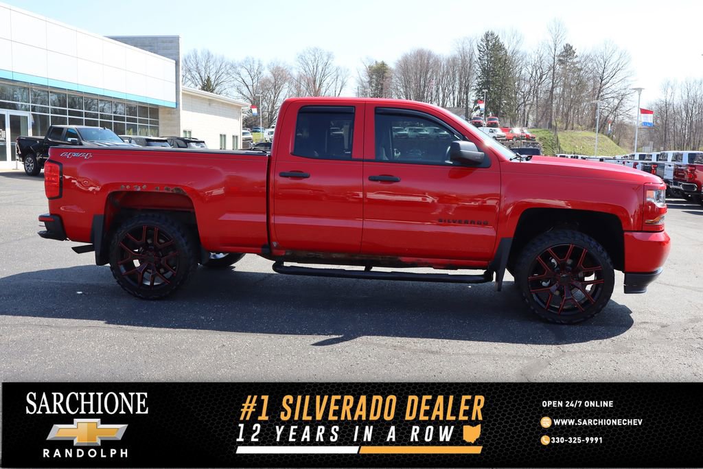 Used 2017 Chevrolet Silverado 1500 Custom w/ Custom Convenience Package image 1