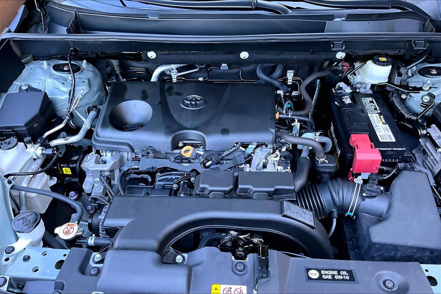 Used 2021 Toyota RAV4 XLE Premium FWD image 32