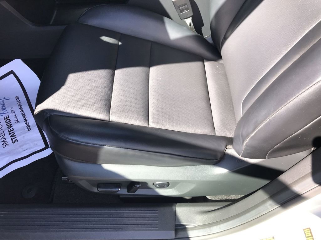 Used 2023 Nissan Rogue SV w/ SV Premium B Package AWD/4WD image 12