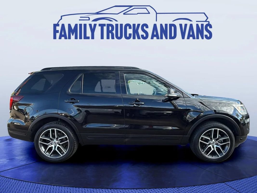 Used 2018 Ford Explorer Sport AWD/4WD image 6