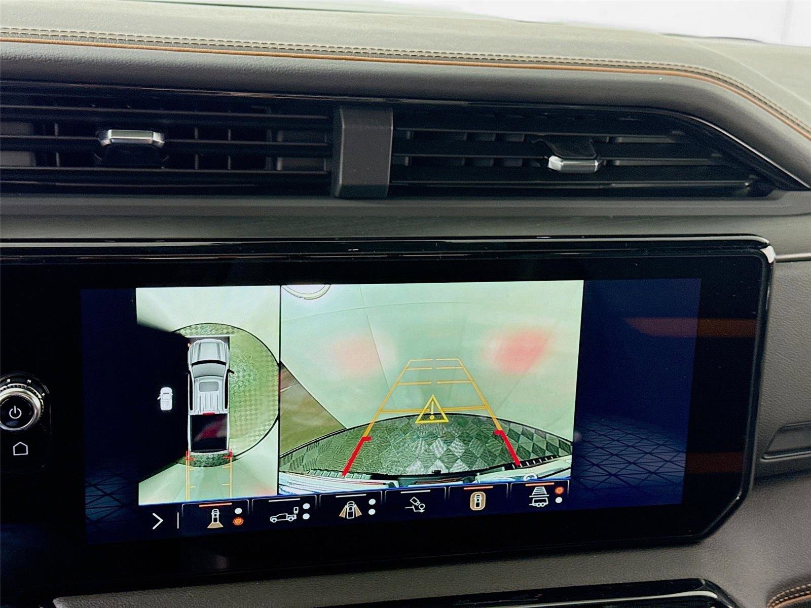 New 2026 GMC Sierra 1500 AT4 w/ AT4 Premium Package image 9