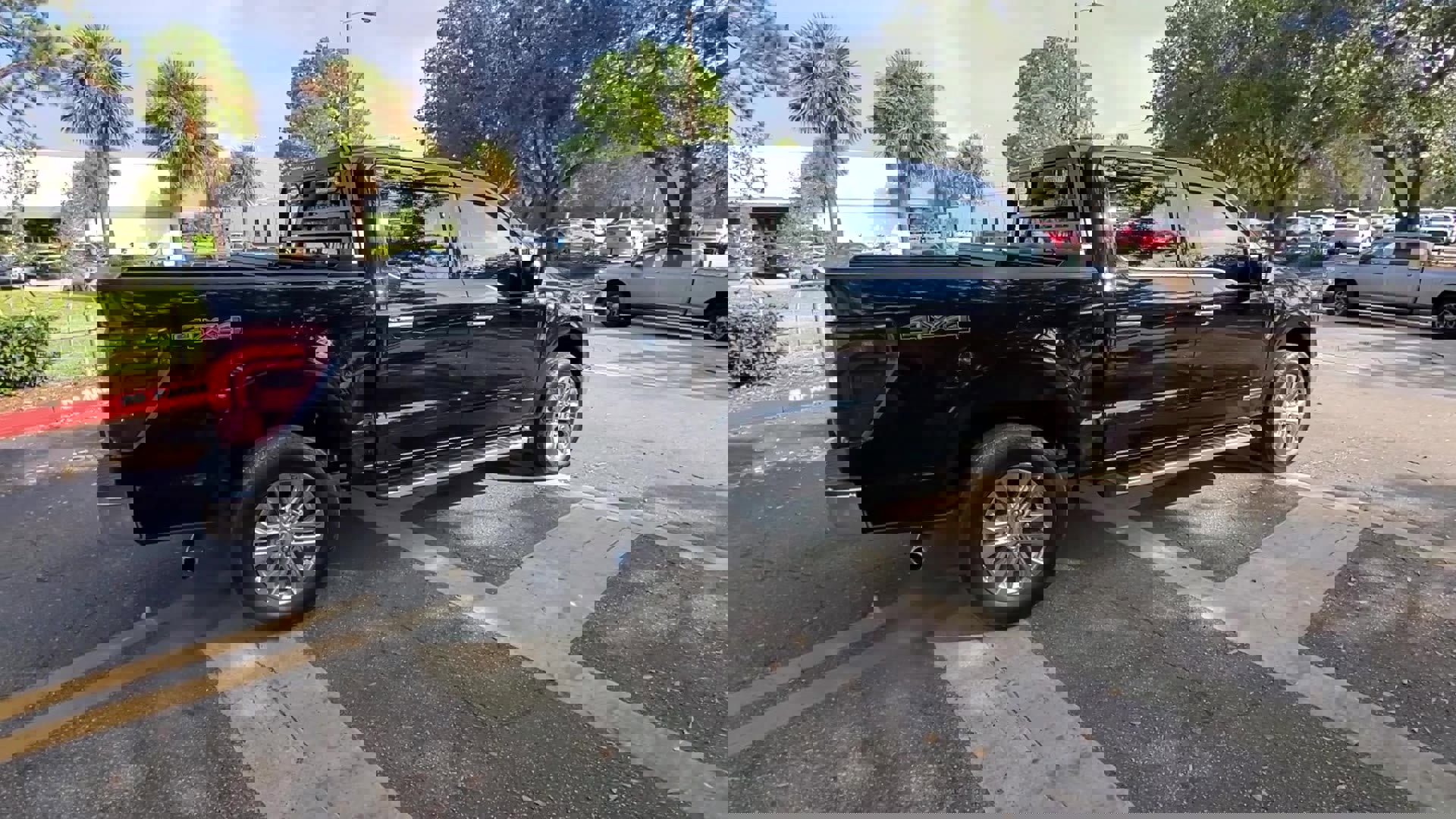 Used 2025 Ford F150 Lariat w/ Equipment Group 501A Mid image 47