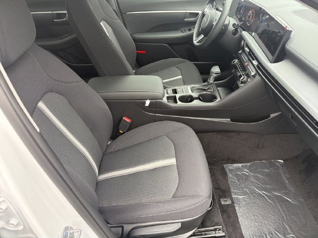 New 2026 Hyundai Sonata SE FWD image 15