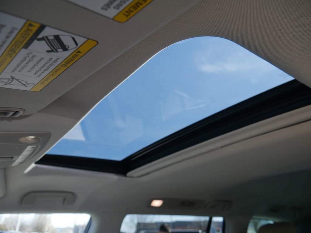 Used 2023 Nissan Armada Platinum w/ Captain's Chairs Package image 34