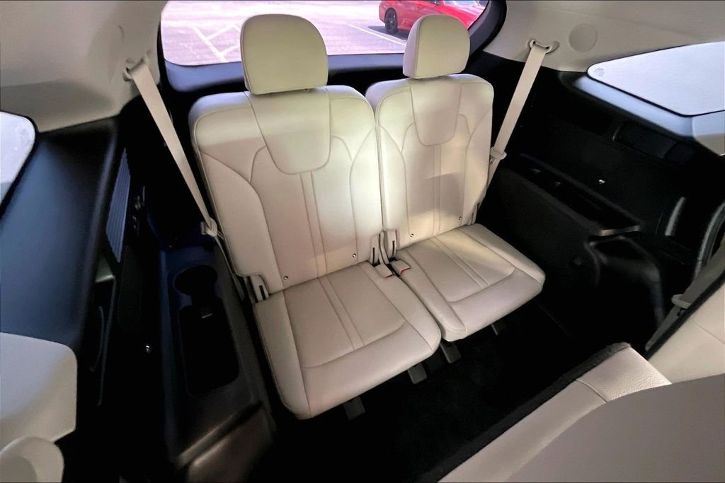 Used 2023 Kia Sorento SX Prestige image 15