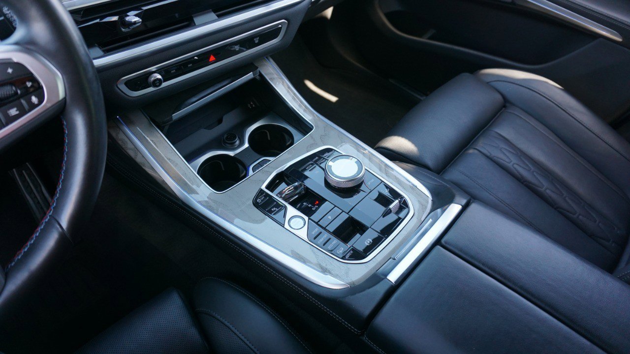 Used 2023 BMW X7 M60i w/ Executive Package image 20