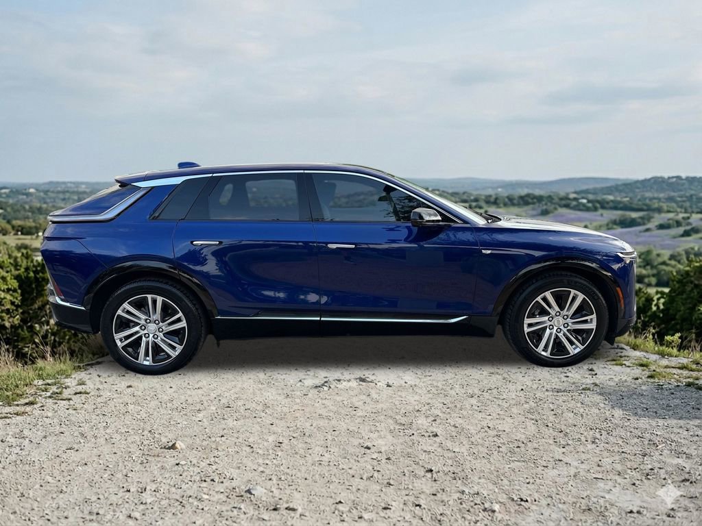 Used 2024 Cadillac Lyriq Tech w/ Driver Assist Package image 7