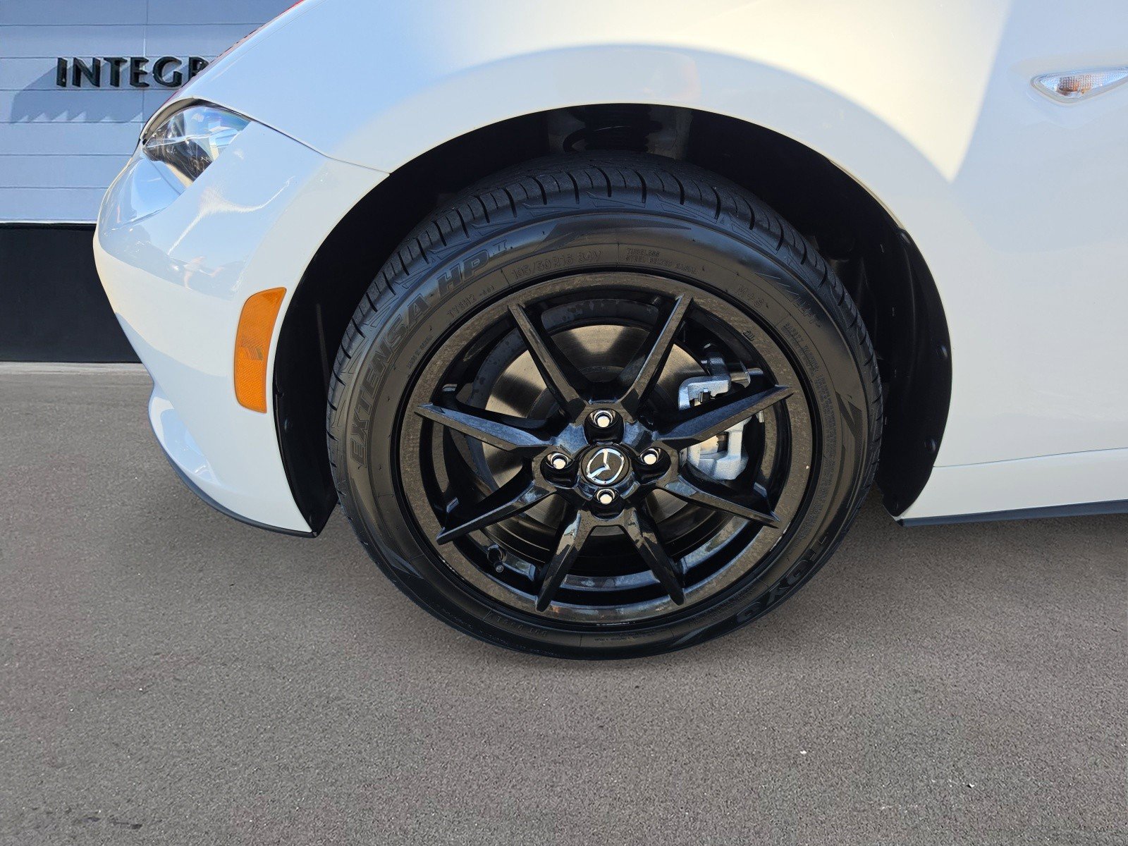 Used 2021 MAZDA MX-5 Miata Sport RWD image 23