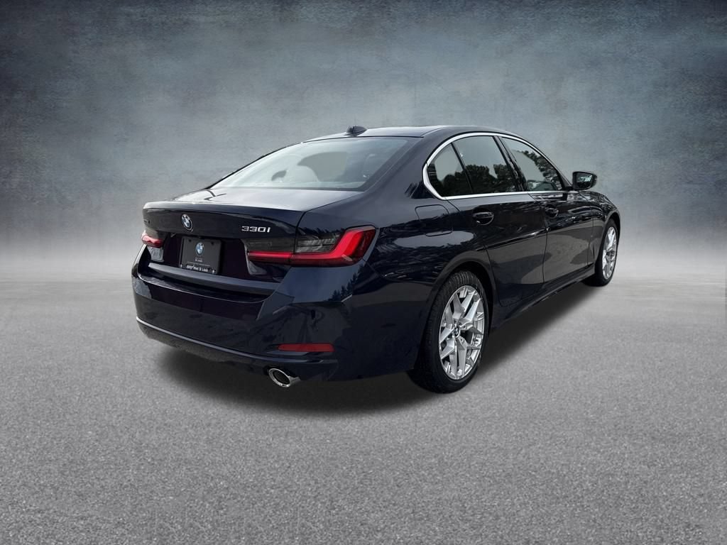 Used 2026 BMW 330i xDrive Sedan w/ Premium Package AWD/4WD image 6