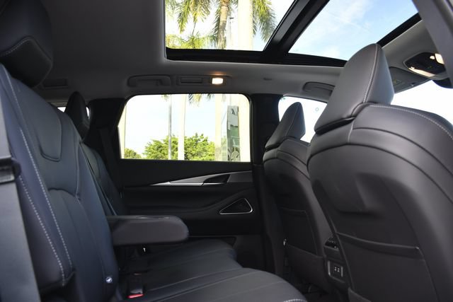 New 2027 INFINITI QX60 Luxe w/ Cargo Package FWD image 30