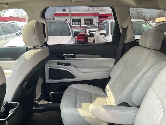 Certified 2021 Kia Telluride EX w/ EX Premium Package image 44
