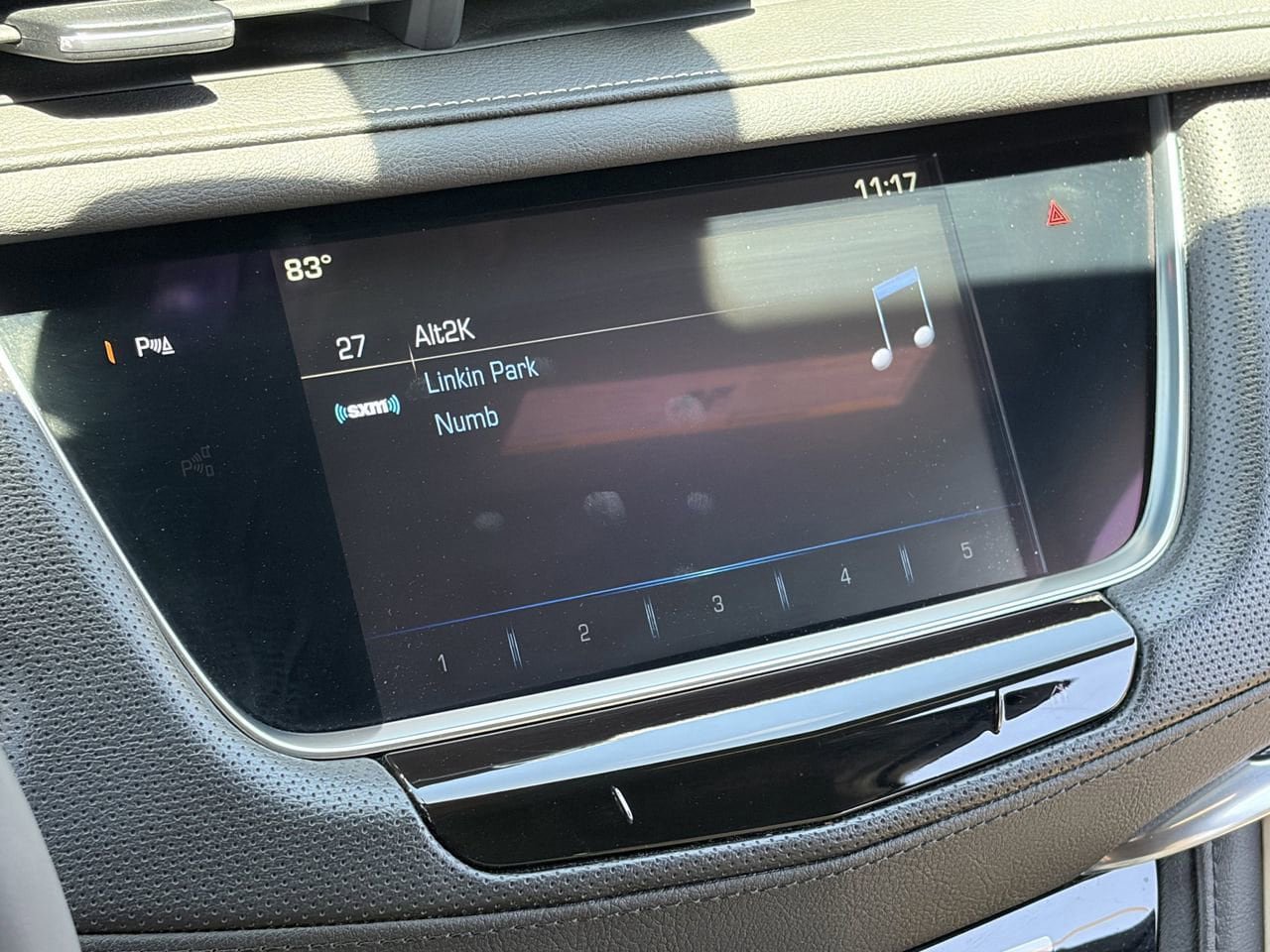 Used 2017 Cadillac XT5 FWD image 25