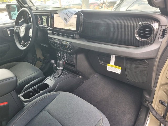 New 2025 Jeep Gladiator Sport image 16