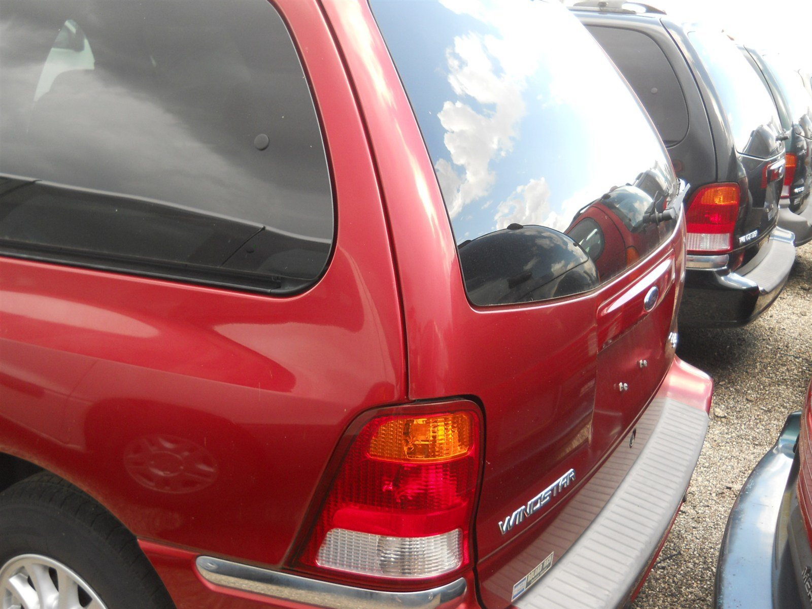 Used 2000 Ford Windstar SE FWD image 4