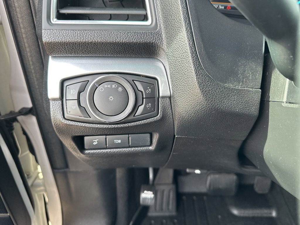 Used 2017 Ford Explorer Sport image 13