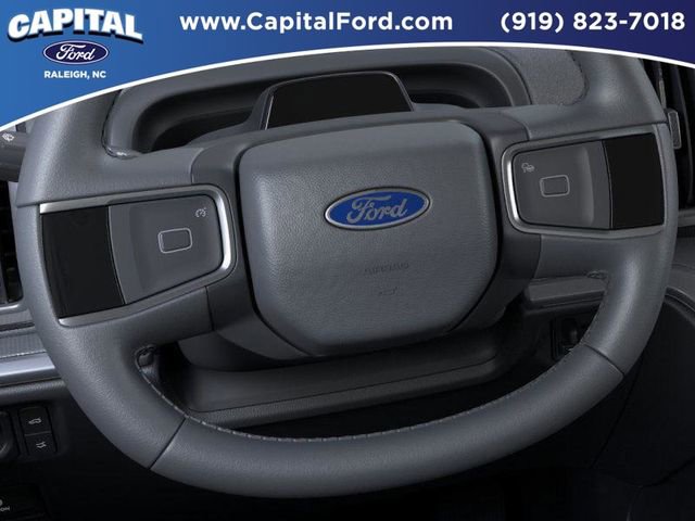 New 2025 Ford Expedition Active image 12