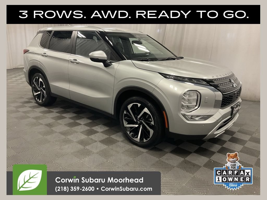 Used 2023 Mitsubishi Outlander SE