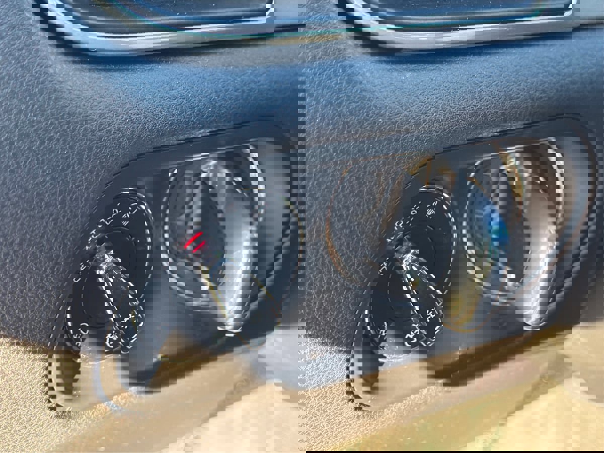 Used 2017 Porsche Macan Turbo image 16