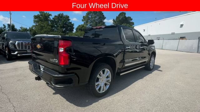 Used 2025 Chevrolet Silverado 1500 High Country AWD/4WD image 8