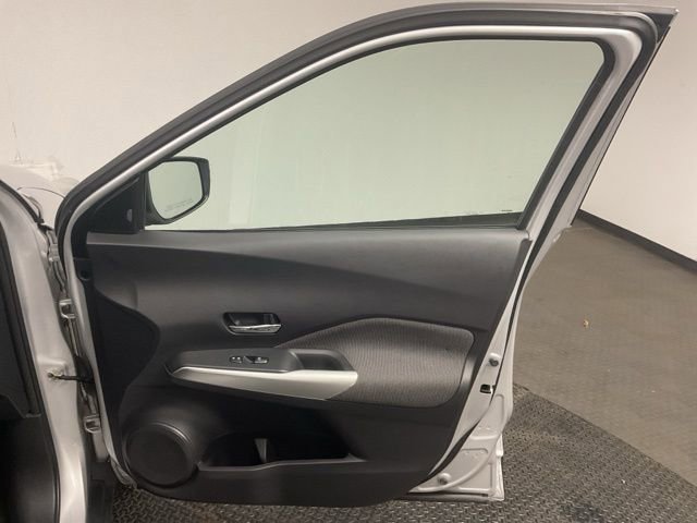 Used 2019 Nissan Kicks SV FWD image 22