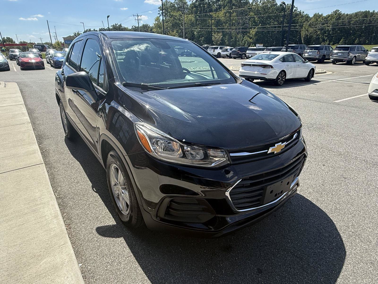 Used 2021 Chevrolet Trax LS w/ Tint and Cruise Package FWD image 26