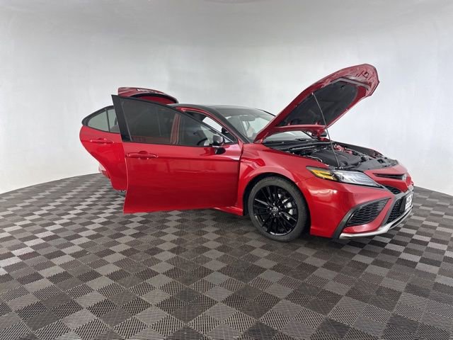 Used 2024 Toyota Camry XSE image 14