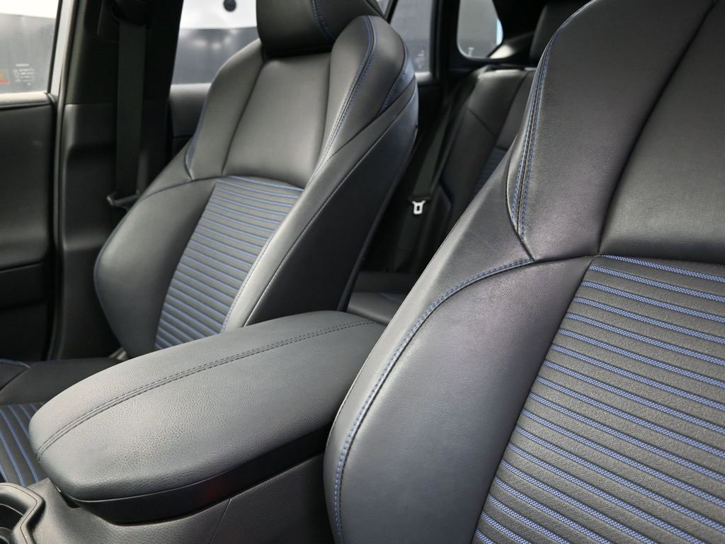 Used 2019 Toyota RAV4 XSE image 14