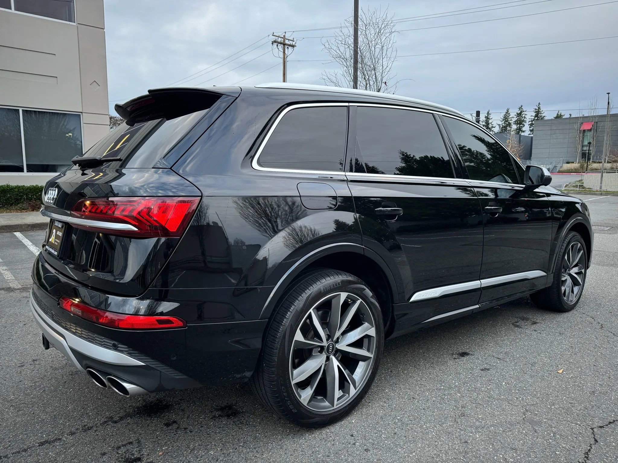 Used 2021 Audi SQ7 Premium Plus image 11