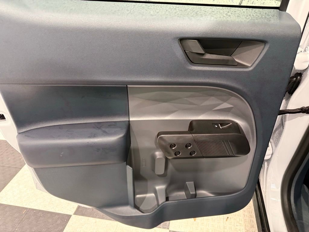 New 2025 Ford Maverick Lariat w/ Black Appearance Package image 18