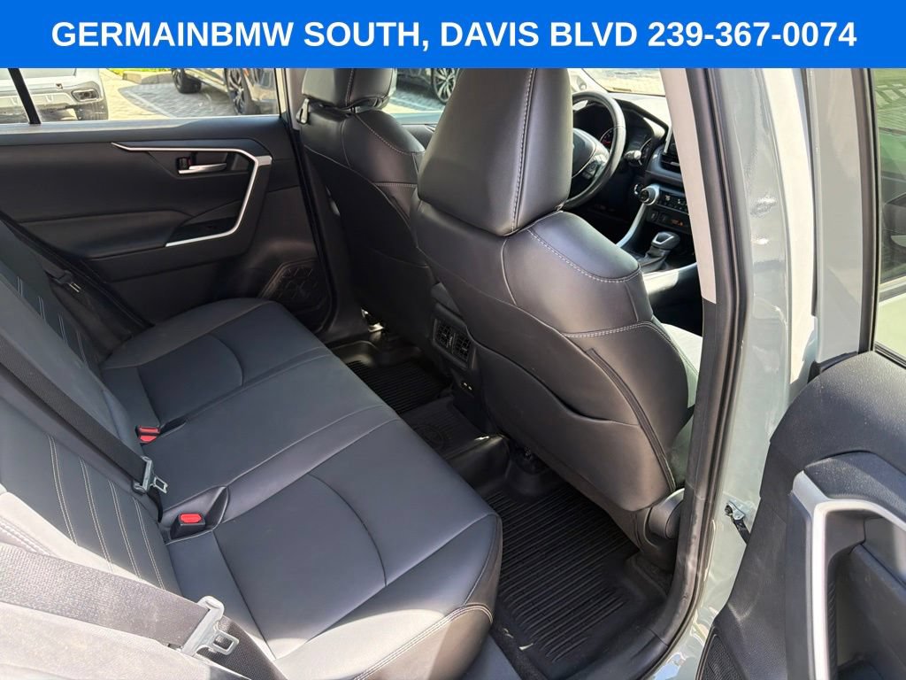 Used 2021 Toyota RAV4 XLE Premium FWD image 32