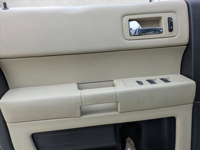 Used 2014 Ford Flex SE image 11