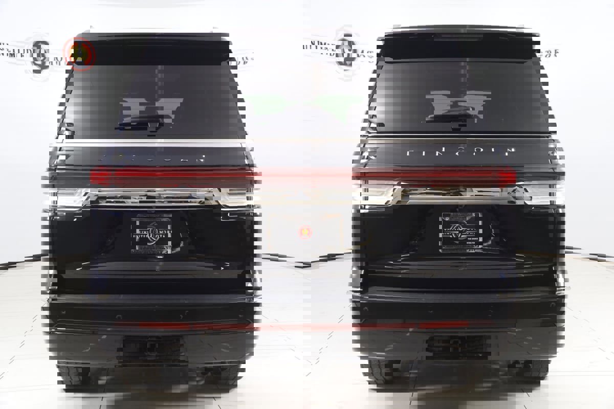Used 2024 Lincoln Navigator Reserve AWD/4WD image 49