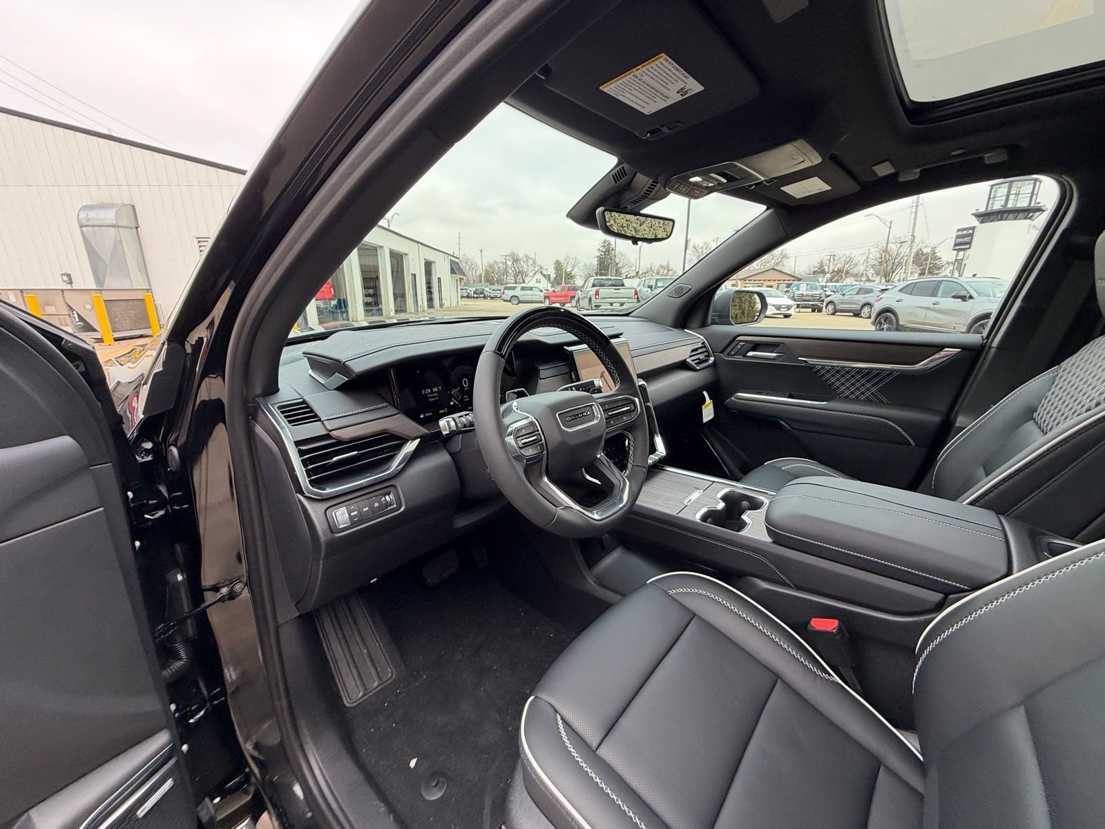 New 2026 GMC Acadia Denali w/ Super Cruise Package AWD/4WD image 11