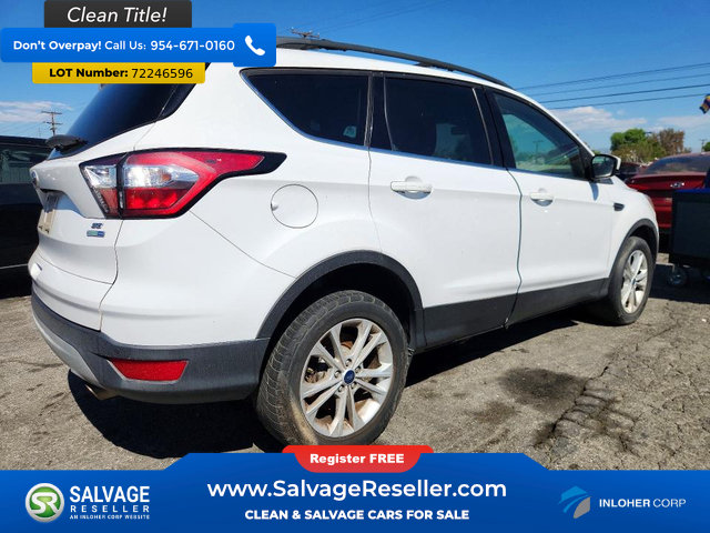 Used 2018 Ford Escape SE w/ SE Sync 3 Package AWD/4WD image 4