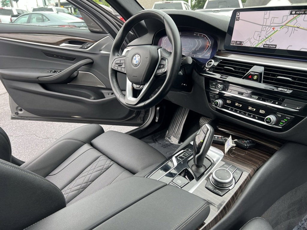 Used 2022 BMW 540i xDrive w/ Premium Package image 51
