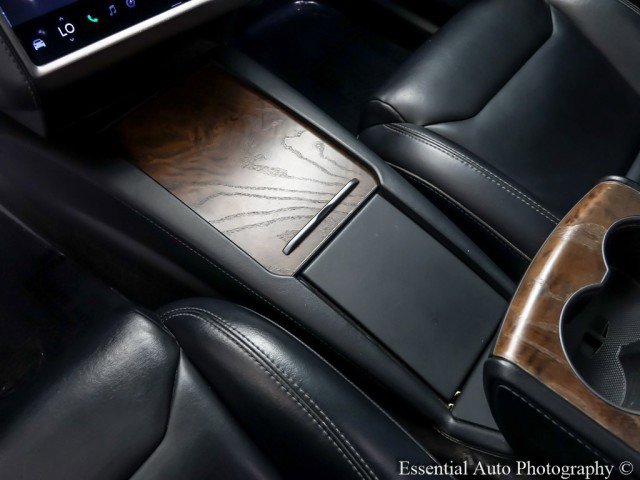 Used 2018 Tesla Model X 75D image 37