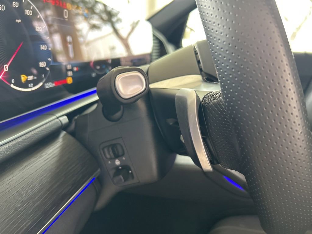 Used 2025 Mercedes-Benz GLS 450 4MATIC image 39