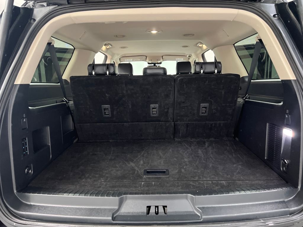 Used 2024 Ford Expedition Max XLT image 40