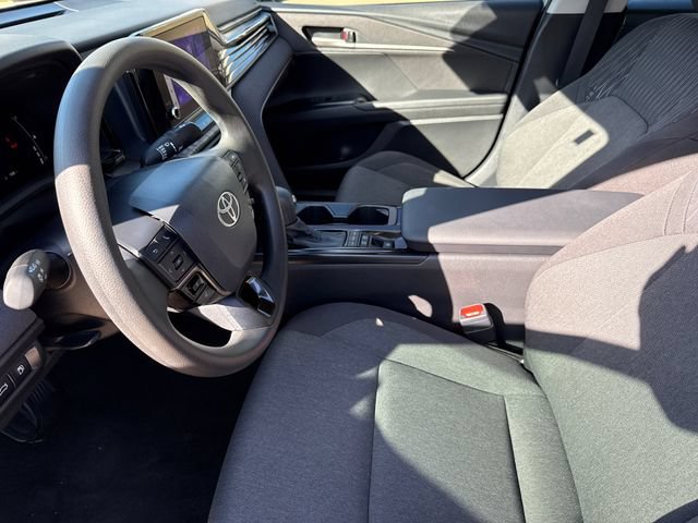 Used 2025 Toyota Camry LE w/ Convenience Package FWD image 18
