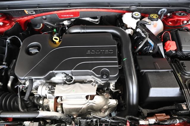 Used 2024 Chevrolet Malibu LT w/ LPO, Floor Liner Package FWD image 29