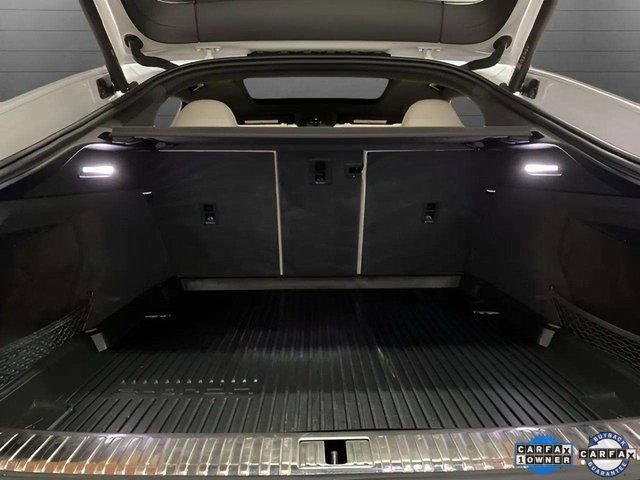 Used 2024 Audi Q8 e-tron Premium image 77