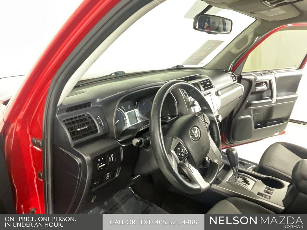 Used 2019 Toyota 4Runner SR5 Premium AWD/4WD image 32