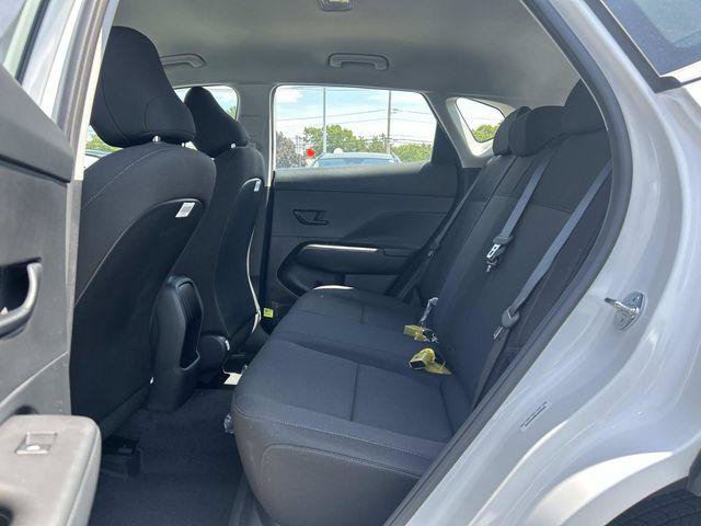 New 2027 Hyundai Kona SE AWD/4WD image 5