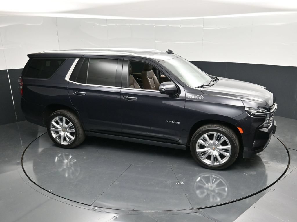 Used 2022 Chevrolet Tahoe High Country w/ Premium Package 2 AWD/4WD image 48