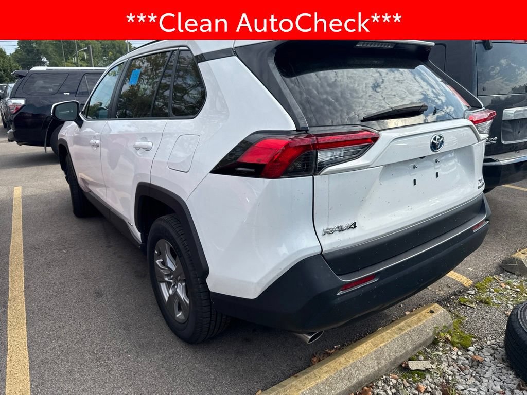 Used 2023 Toyota RAV4 XLE w/ Convenience Package AWD/4WD image 4
