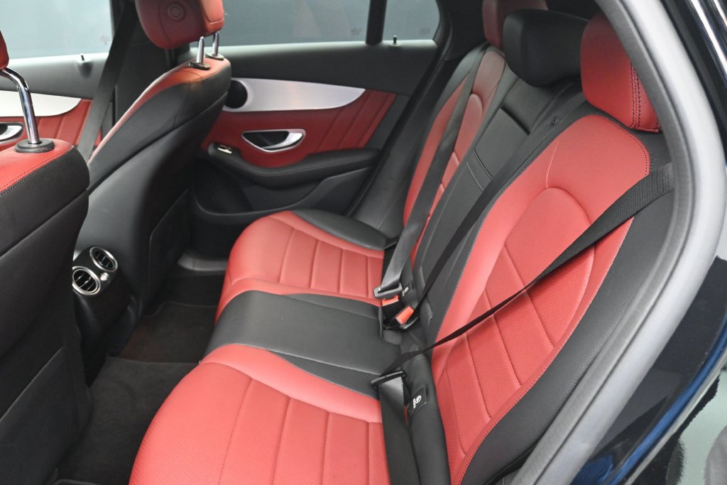 Used 2021 Mercedes-Benz GLC 300 4MATIC Coupe image 17