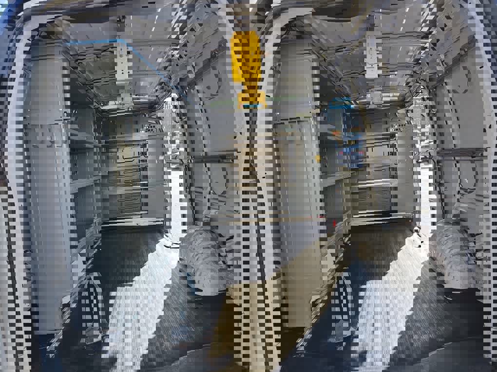 Used 2017 Chevrolet Express 2500 image 32