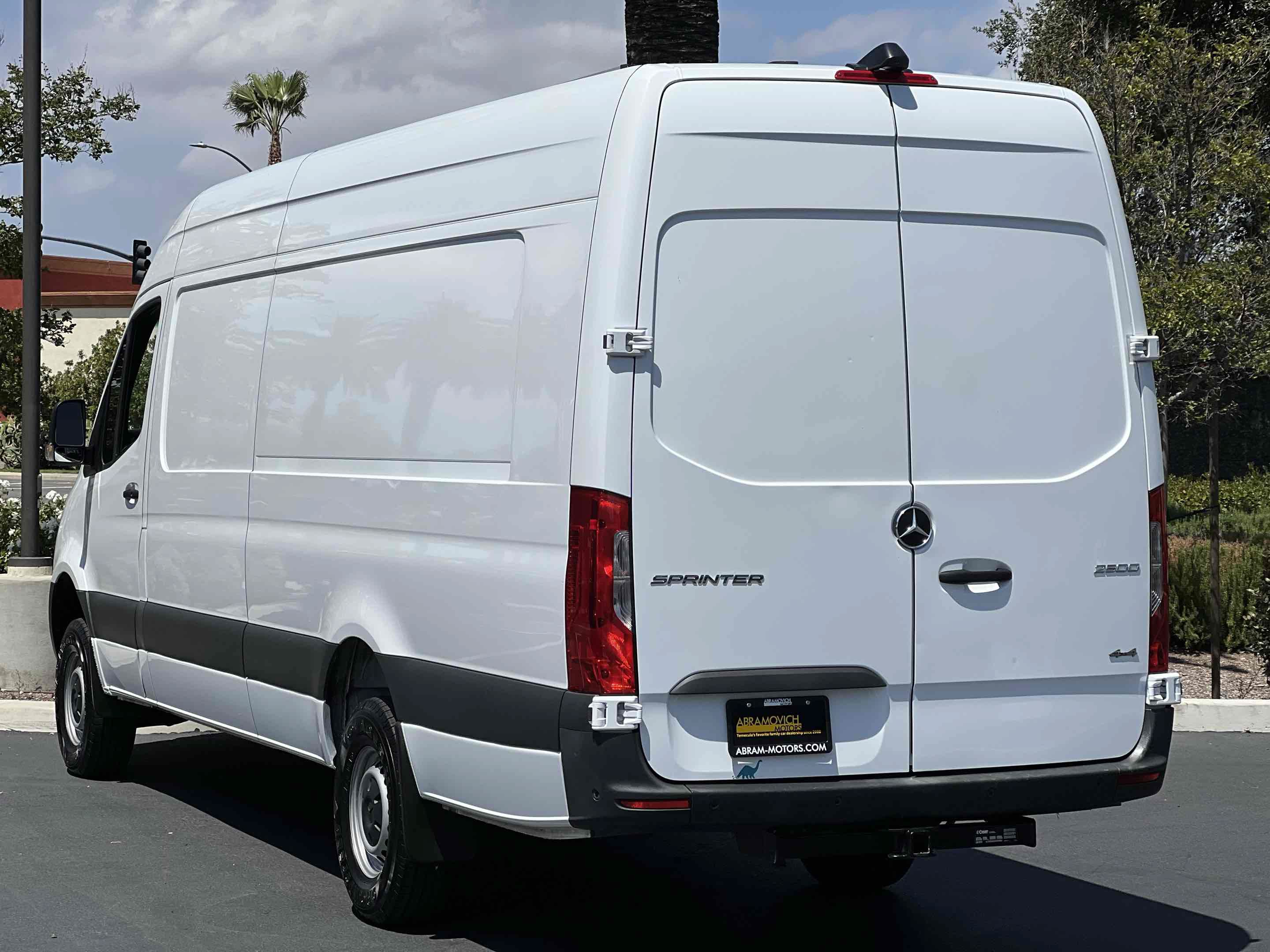 Used 2022 Mercedes-Benz Sprinter 2500 image 23