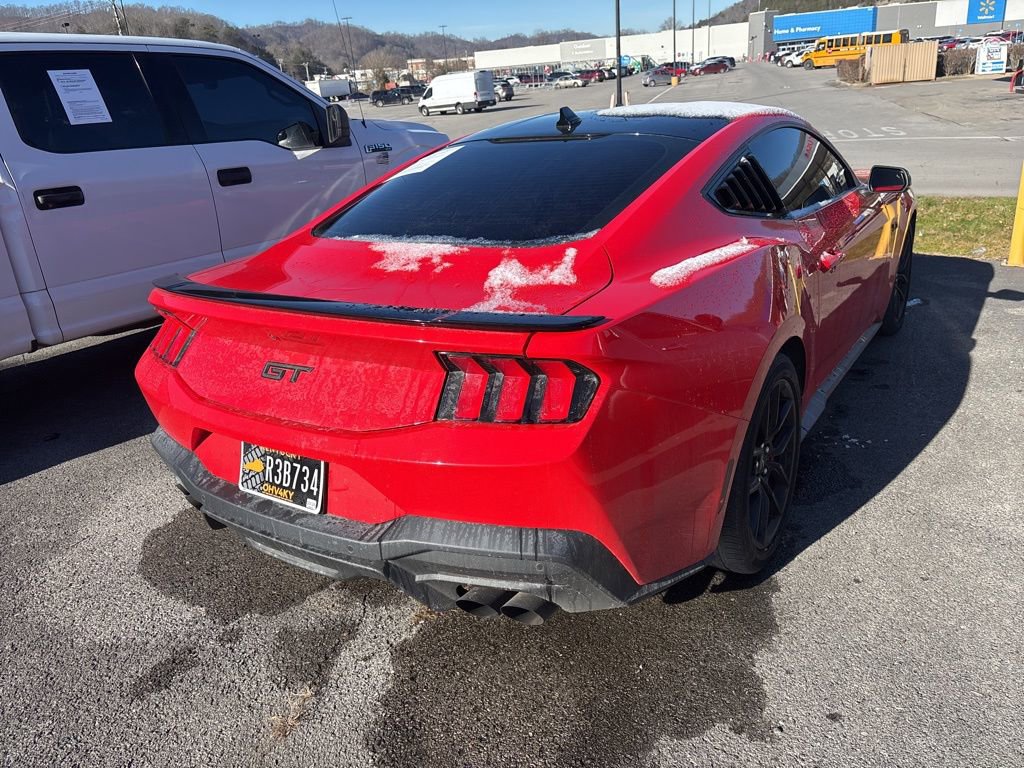 Used 2024 Ford Mustang GT Premium image 4